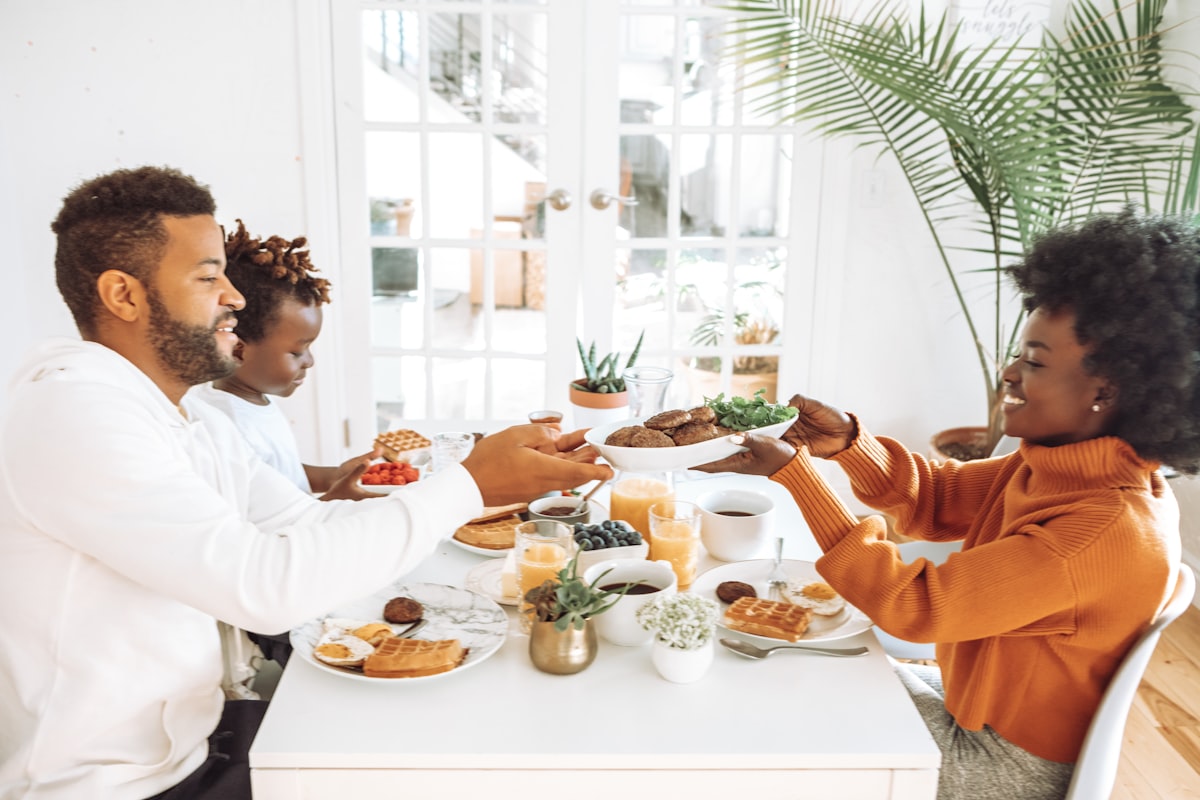Managing allergies and dietary restrictions